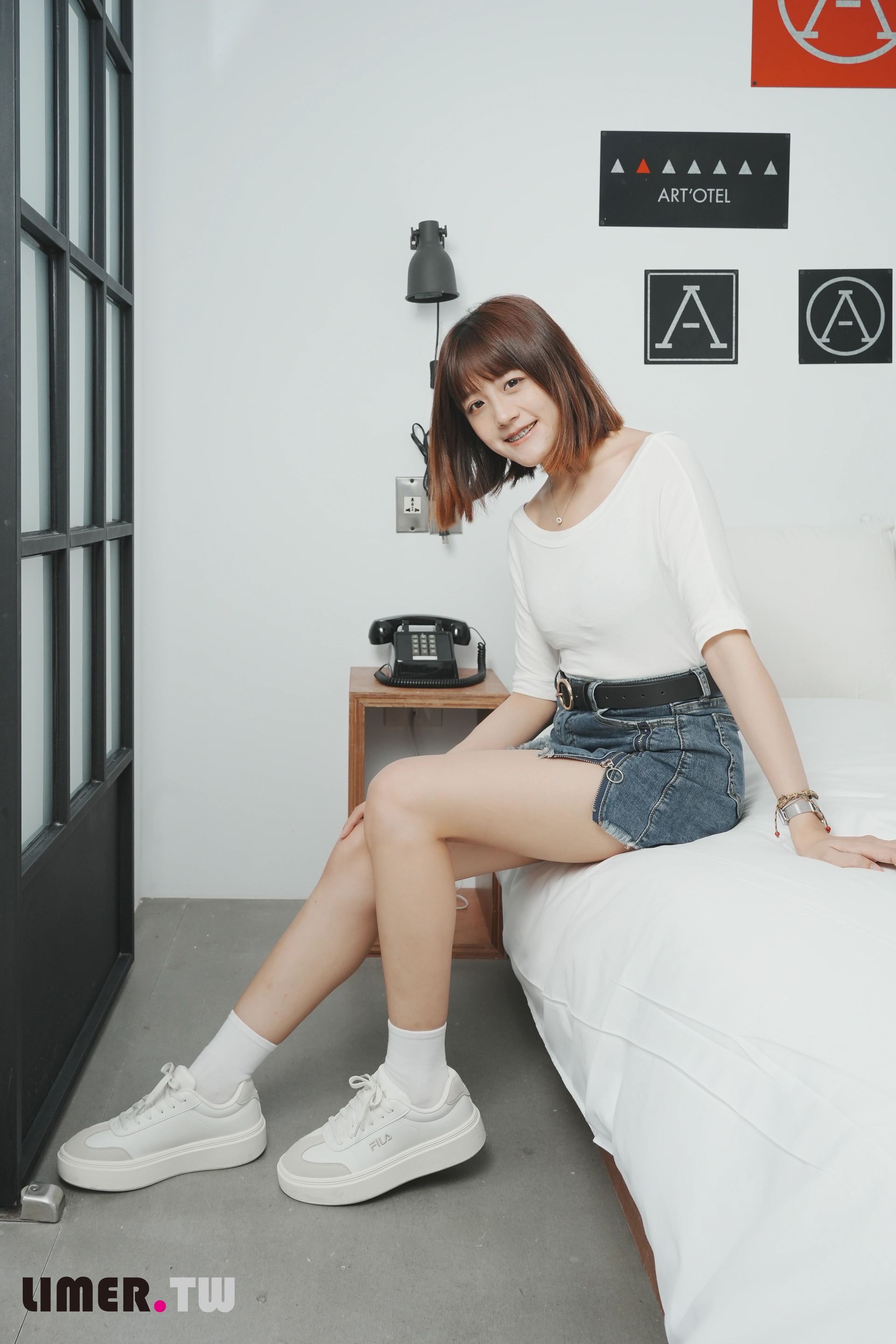 [Limerence] NO.042 Betty 微笑女孩极致裸足 0
