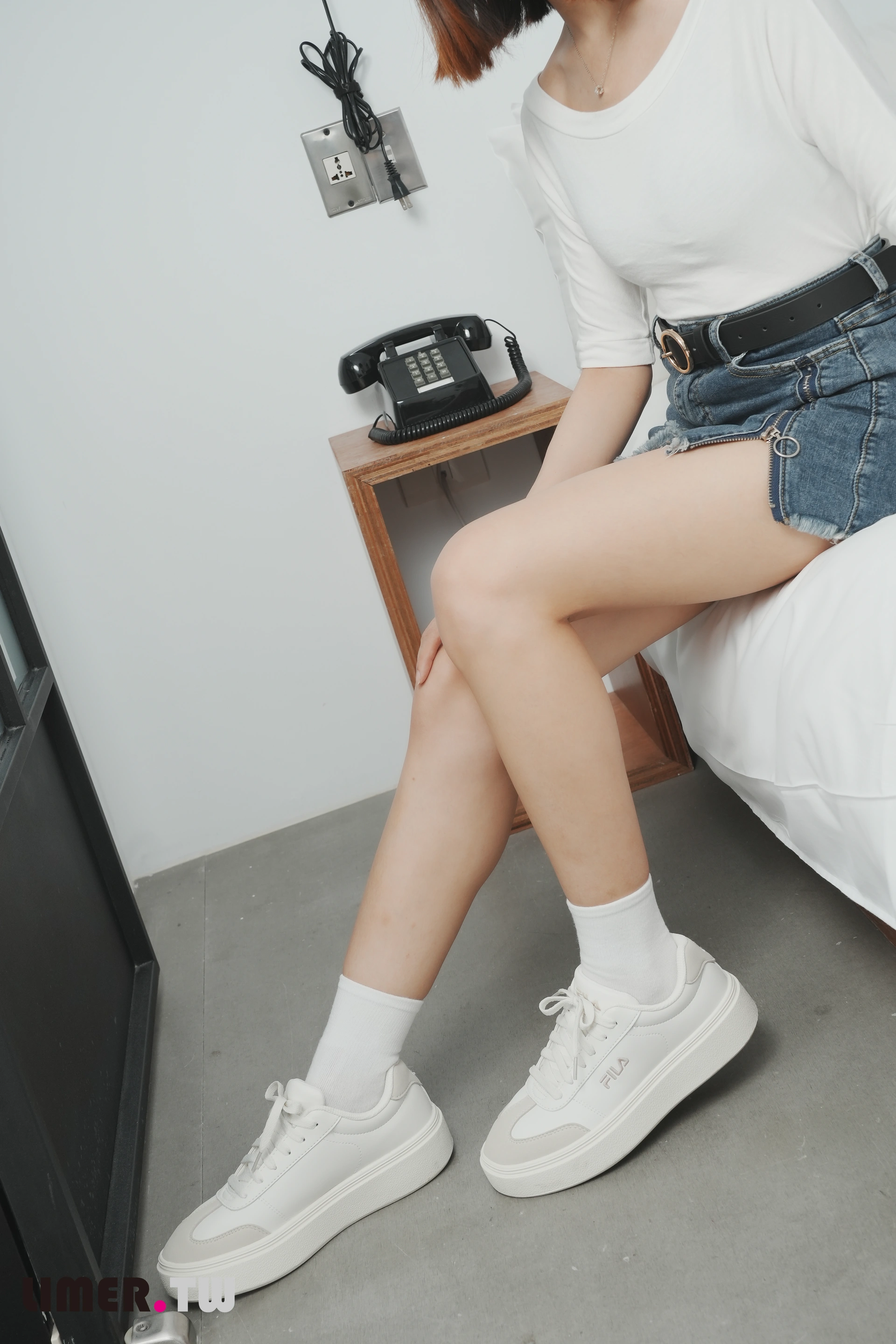 [Limerence] NO.042 Betty 微笑女孩极致裸足 1